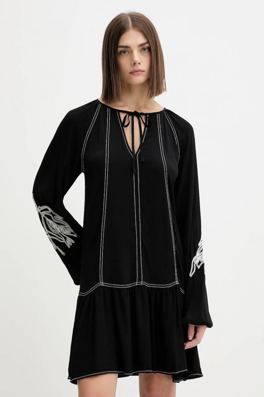 Šaty Desigual SILVIANEGRO čierna farba, mini, áčkový strih, 25WWVW19