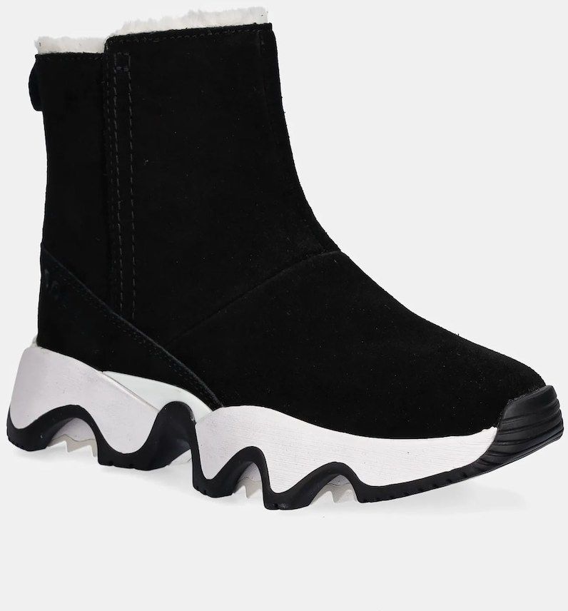 Semišové snehule Sorel KINETIC IMPACT SHORT BOOT čierna farba, 2111921010