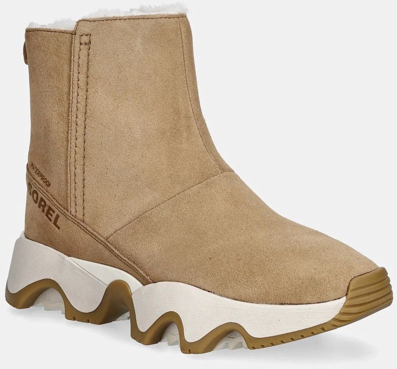 Semišové snehule Sorel KINETIC IMPACT SHORT BOOT hnedá farba, 2111921253