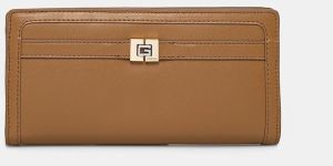 Kožená peňaženka Guess dámska, hnedá farba, RW1718 P5101