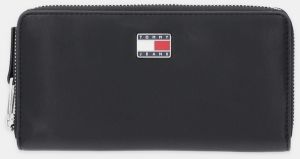 Peňaženka Tommy Jeans dámska, čierna farba, AW0AW17879