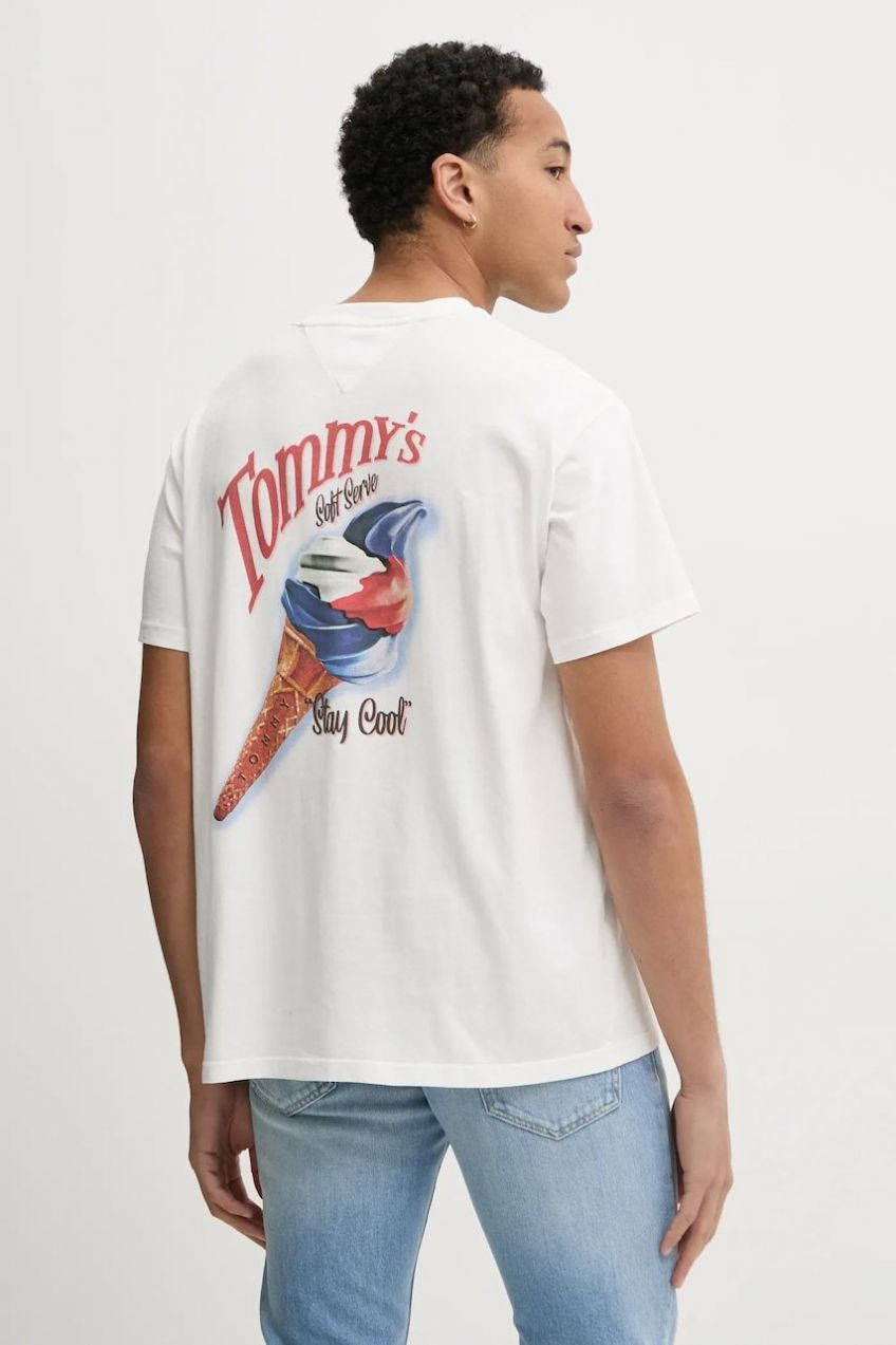 Bavlnené tričko Tommy Jeans pánske, béžová farba, s potlačou, DM0DM20352