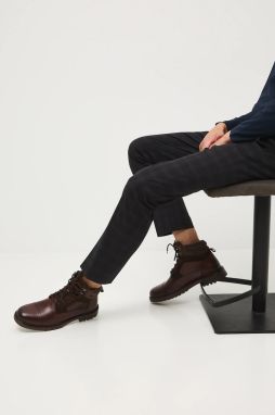 Kožené vysoké topánky Medicine hnedá farba