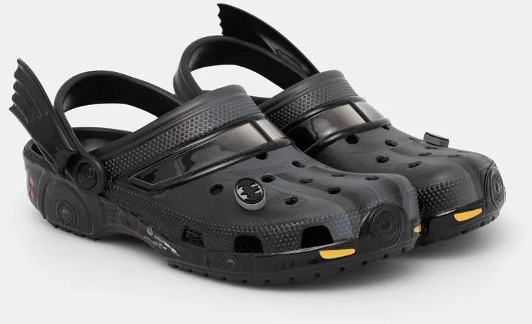 Šľapky Crocs Classic Batman Batmobile Clog pánske, čierna farba, 210219