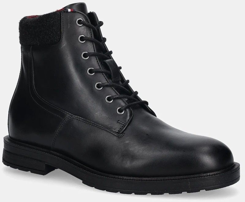 Kožené členkové topánky Tommy Hilfiger CLEATED HILFIGER W LTH BOOT čierna farba, FM0FM05562