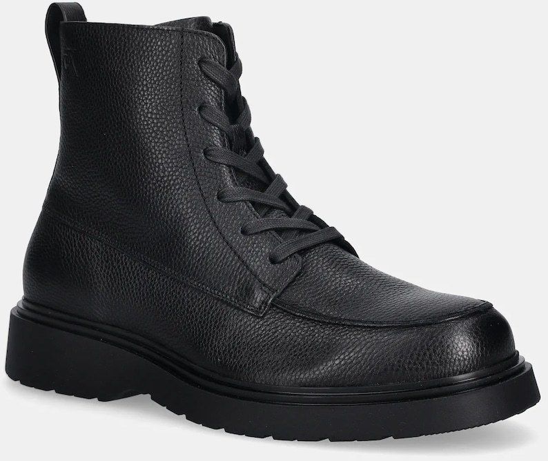 Kožené členkové topánky Calvin Klein COMBAT ESS LACE UP APRON LTH W čierna farba, YM0YM01375