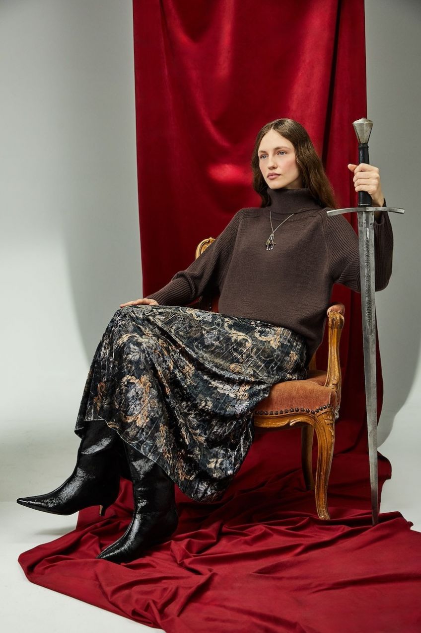 Sukňa Medicine čierna farba