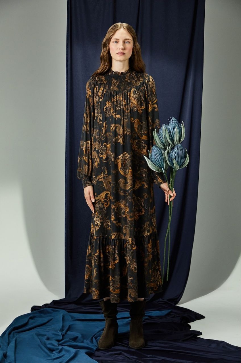 Šaty Medicine čierna farba