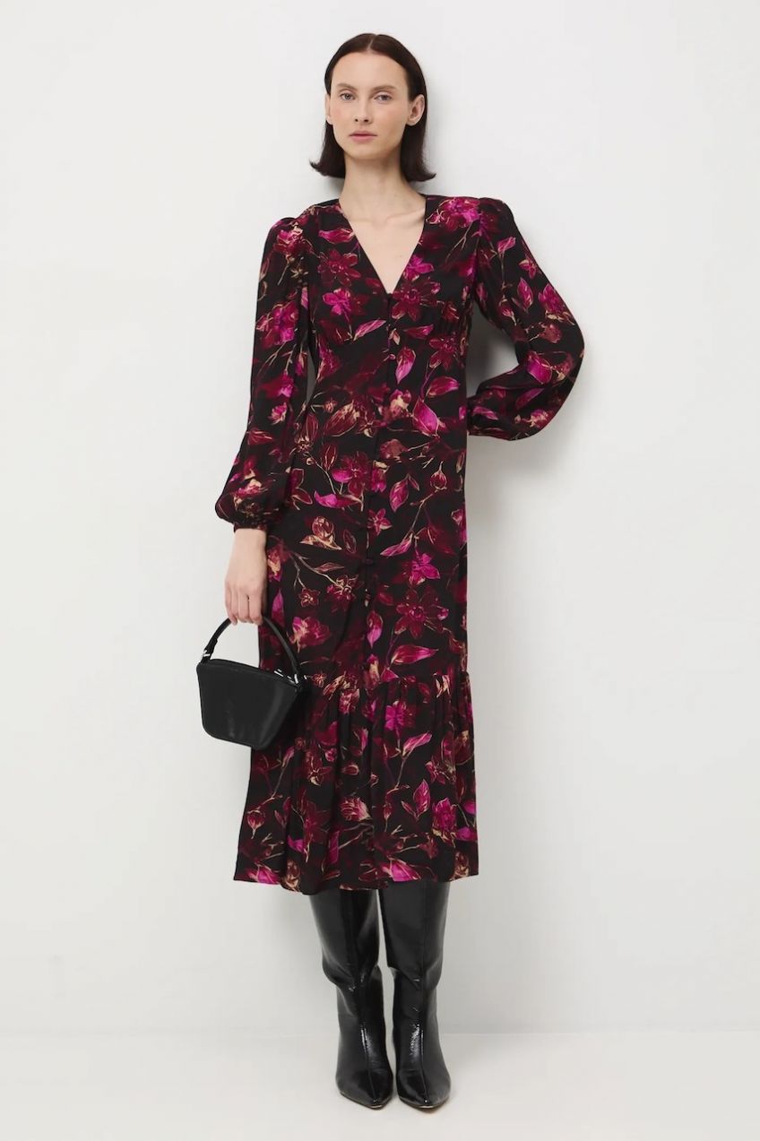 Šaty Medicine čierna farba, midi, áčkový strih