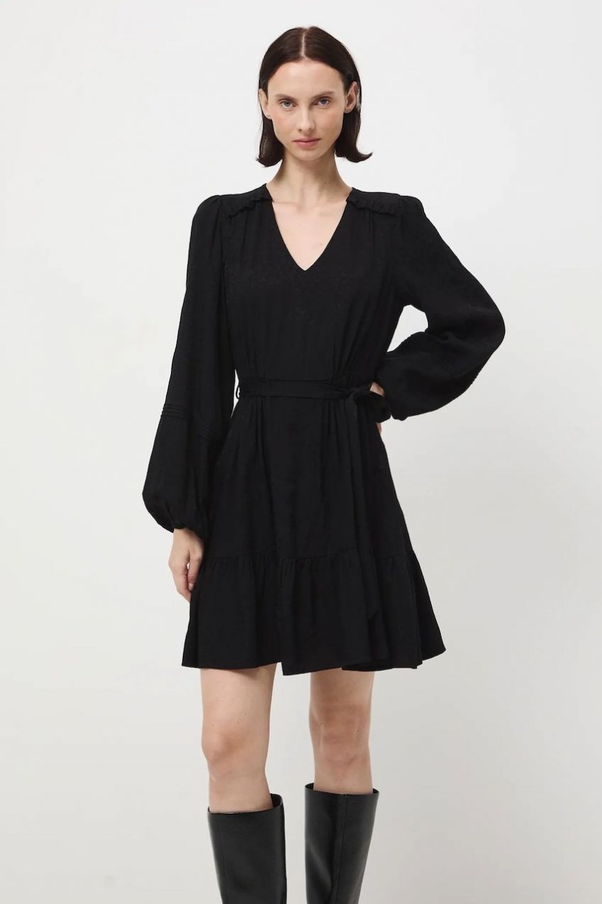 Šaty Medicine čierna farba, mini, áčkový strih