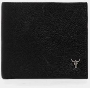 Kožená peňaženka Medicine čierna farba