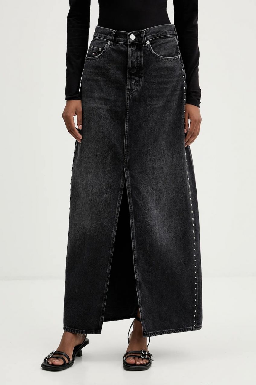 Rifľová sukňa Tommy Jeans čierna farba, maxi, rovný strih, DW0DW21576