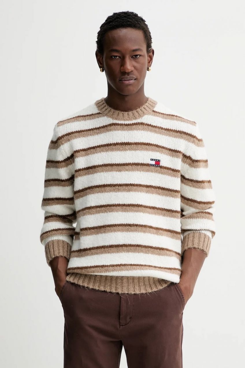 Sveter s prídavkom alpaky Tommy Jeans hnedá farba, hrejivý, DM0DM22109