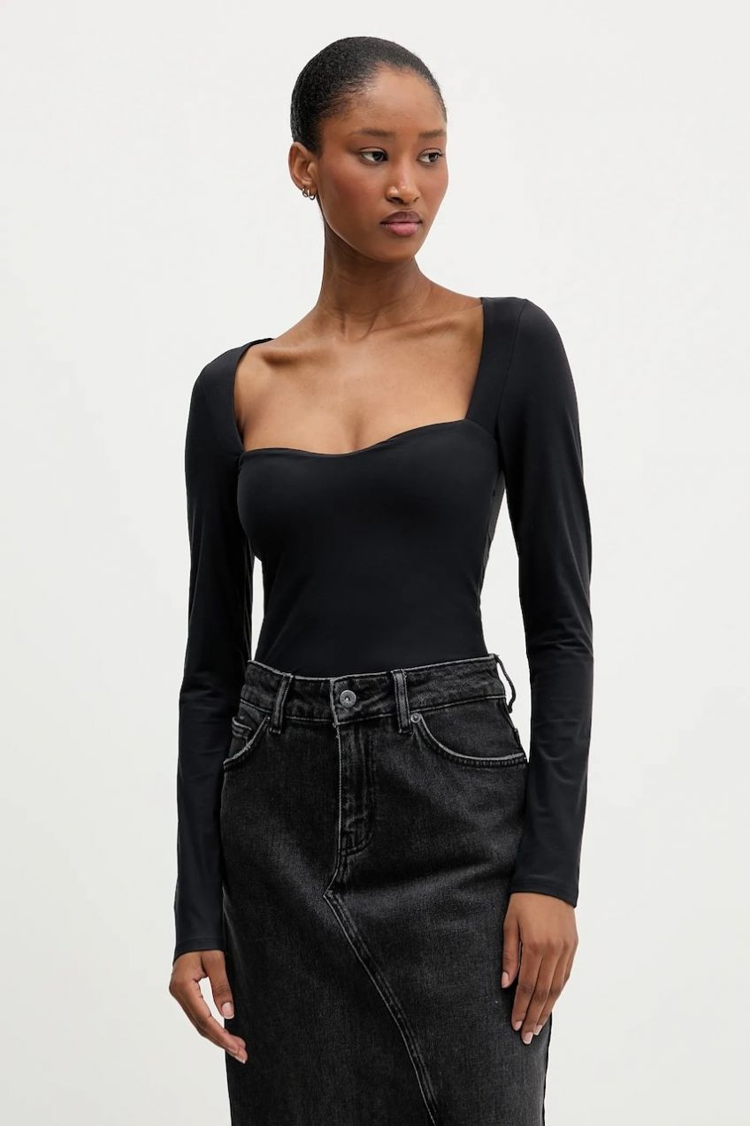 Body Abercrombie & Fitch čierna farba, jednofarebná, KI139-5868-900