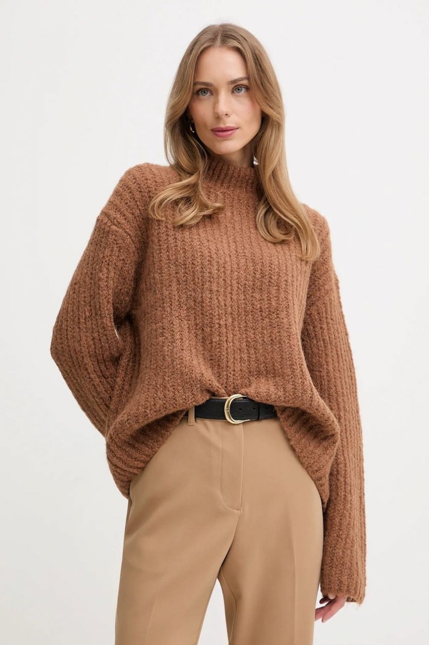 Sveter Calvin Klein Jeans hnedá farba, hrejivý, s polorolákom, LV044D361G