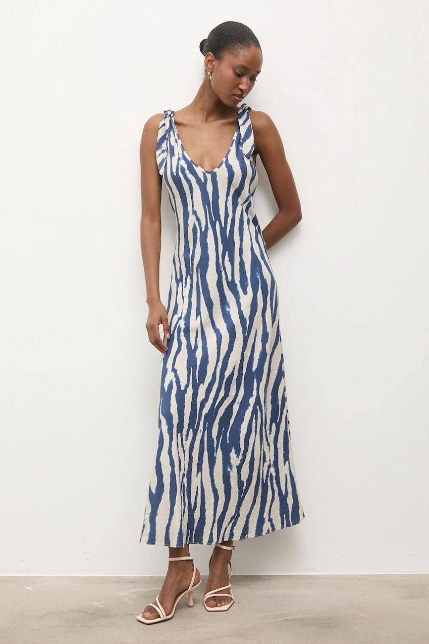 Šaty Answear.LAB tmavomodrá farba, maxi, rovný strih