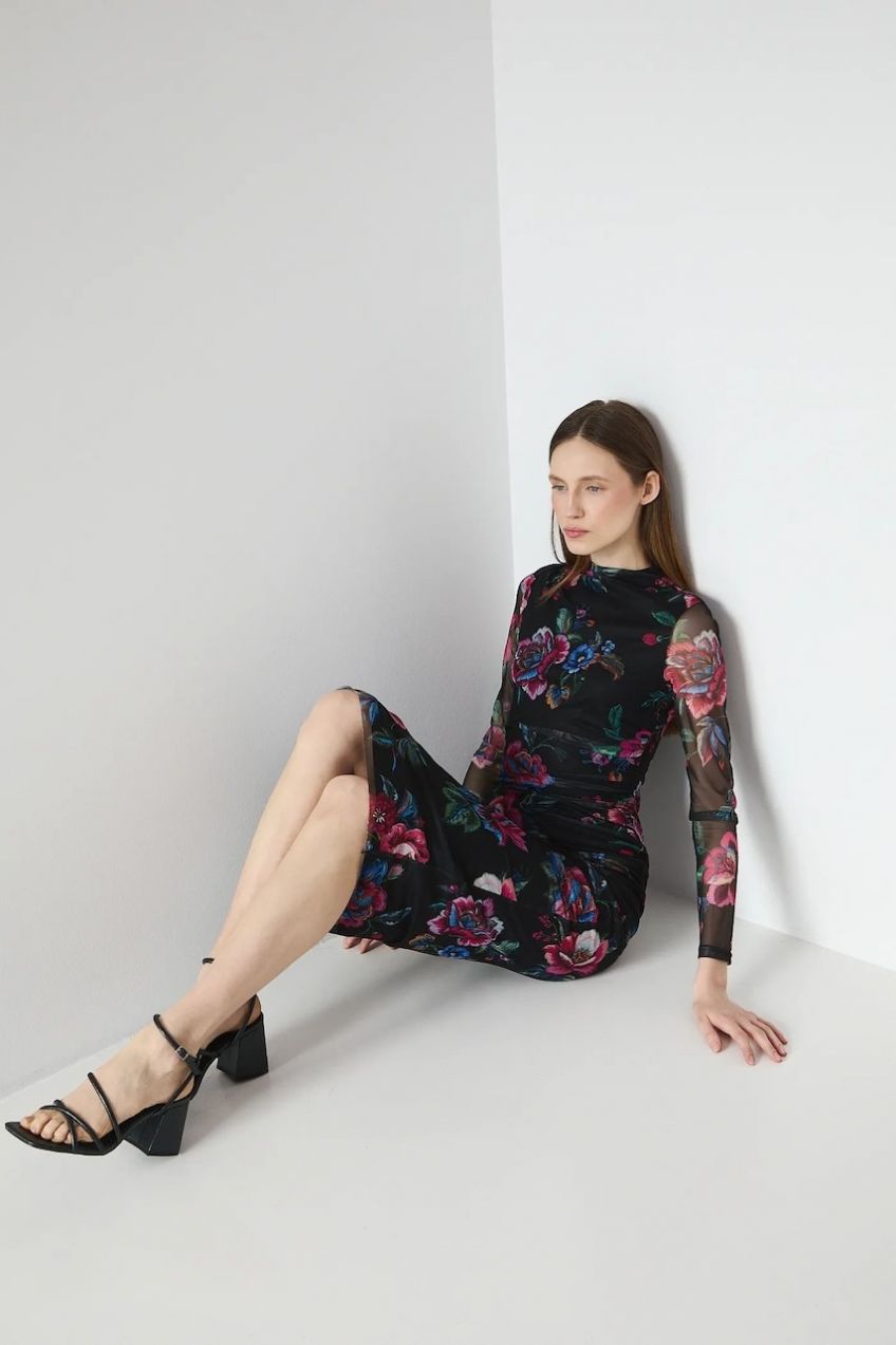 Šaty Medicine čierna farba