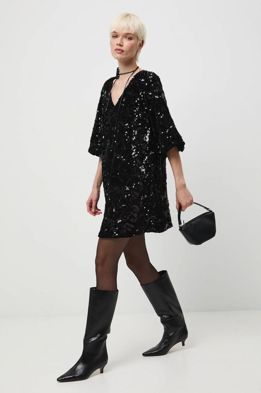 Šaty Medicine čierna farba, mini, oversize