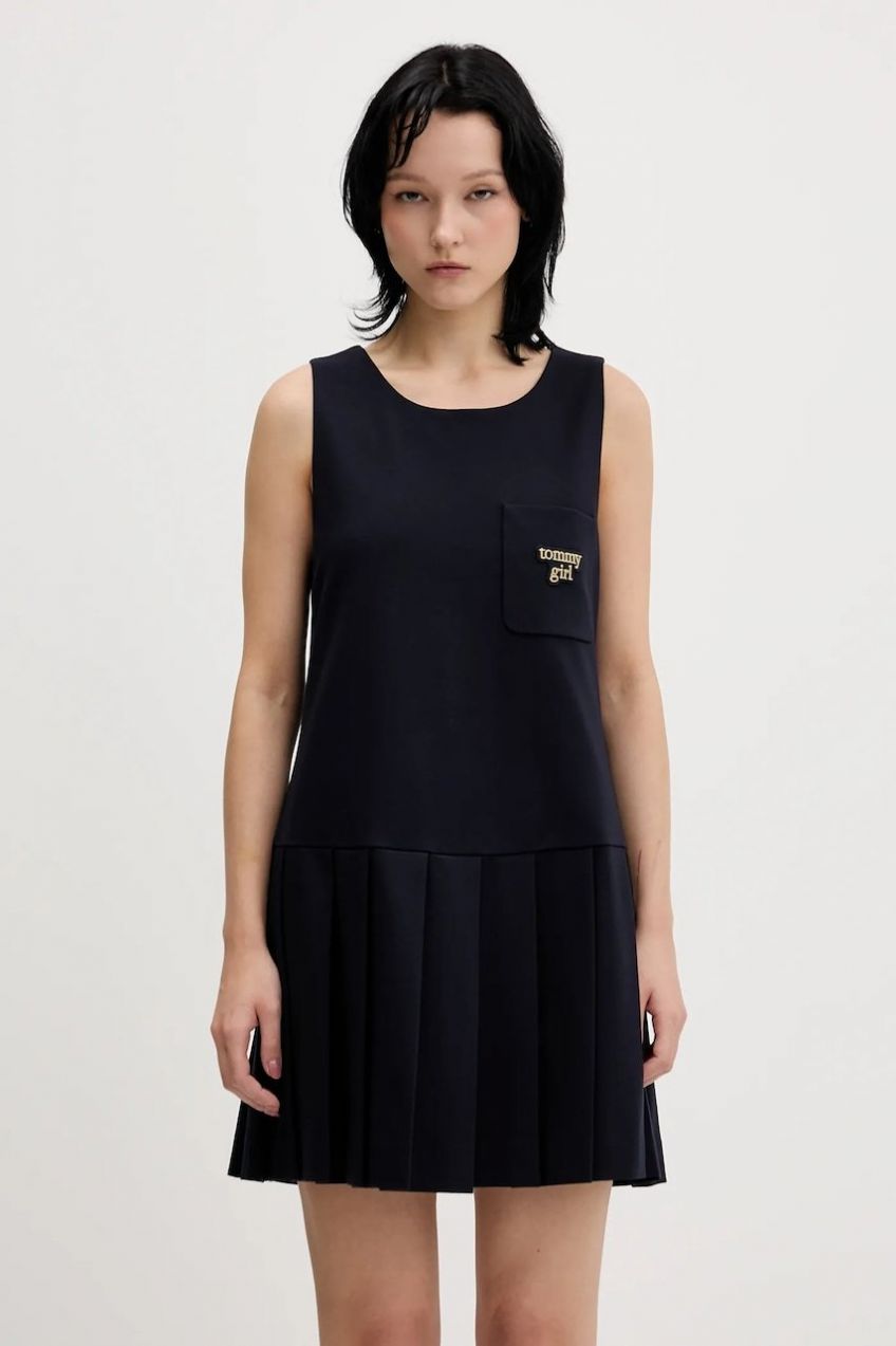 Šaty Tommy Jeans tmavomodrá farba, mini, áčkový strih, DW0DW22496