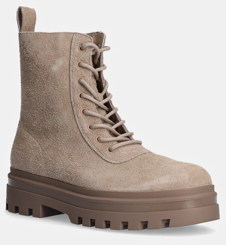 Semišové členkové topánky Calvin Klein Jeans LUGGED LACE ZIP BOOT OXF HR SU pánske, béžová farba, YM0YM01068