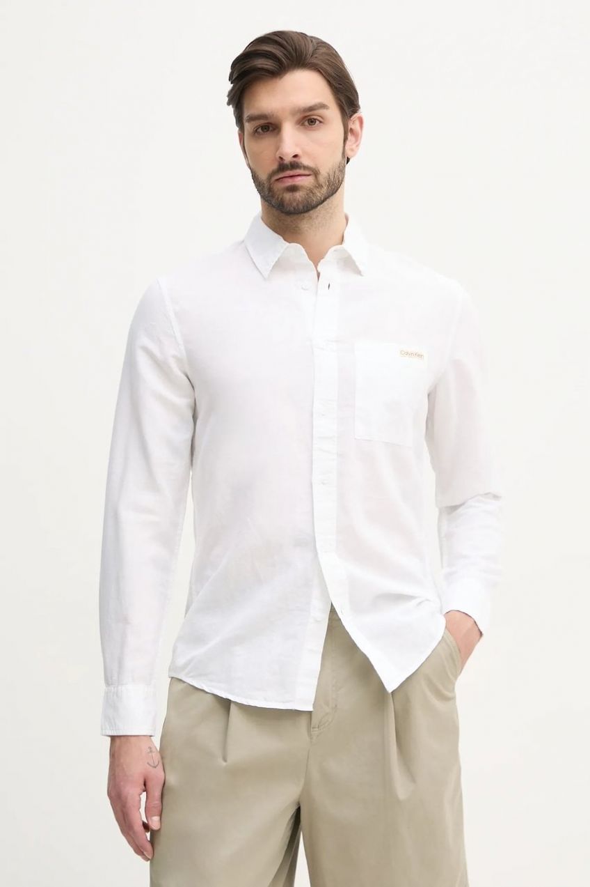 Ľanová košeľa Calvin Klein Jeans pánska, biela farba, regular, s klasickým golierom, J30J327295