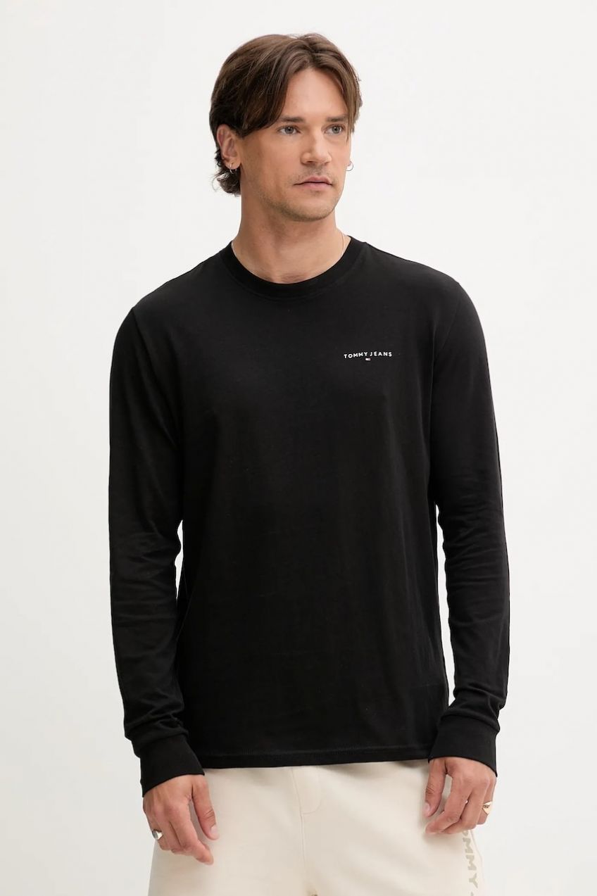 Bavlnené tričko s dlhým rukávom Tommy Jeans čierna farba, s potlačou, DM0DM21594