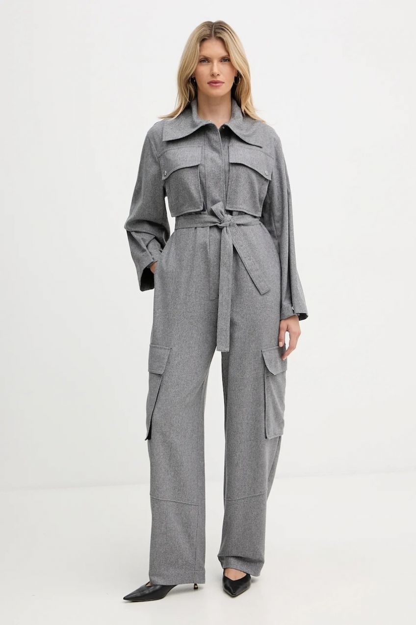 Overal s prímesou vlny BOSS Daspira šedá farba, s golierom, 50548121