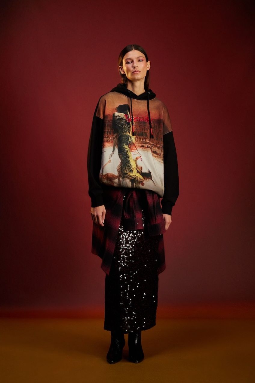 Mikina Medicine čierna farba, s kapucňou