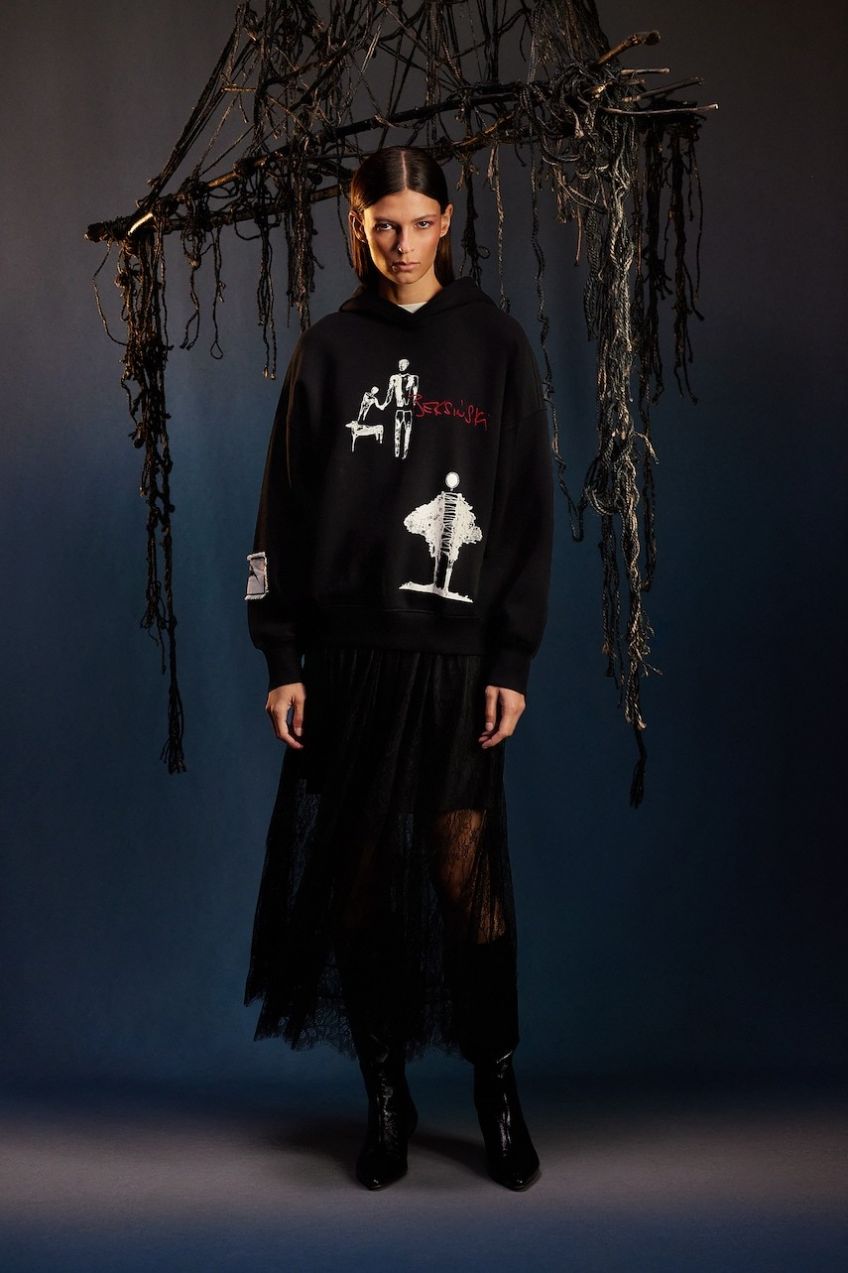 Mikina Medicine čierna farba, s kapucňou, s potlačou