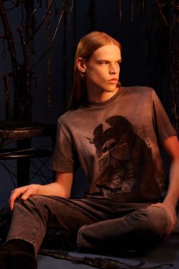 Tričko Medicine pánske, šedá farba, vzorovaná