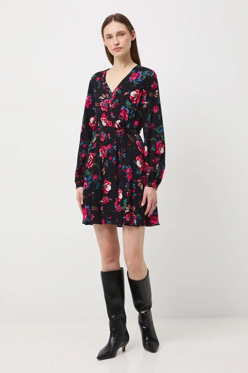 Šaty Medicine čierna farba, mini, áčkový strih