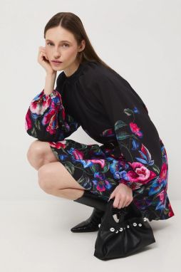 Šaty Medicine čierna farba, mini, áčkový strih