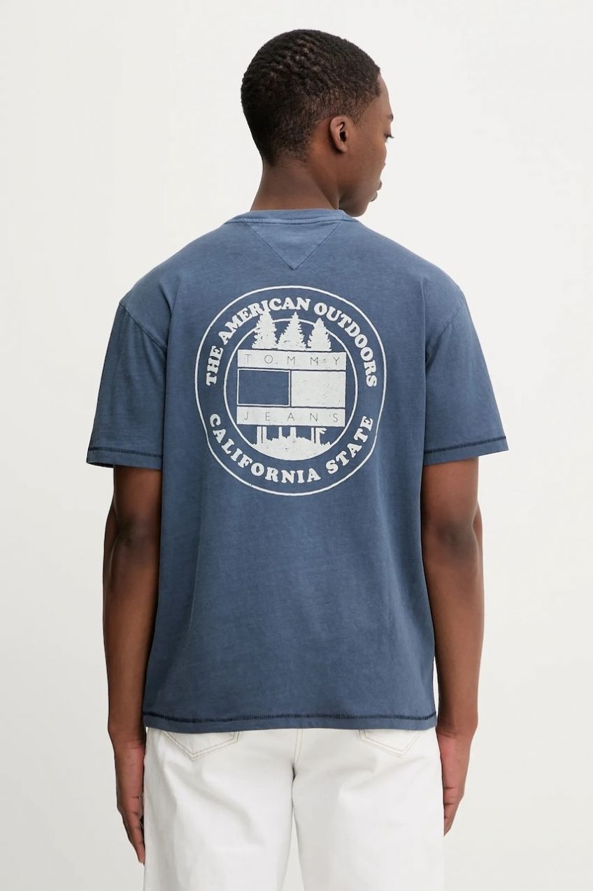 Bavlnené tričko Tommy Jeans pánske, modrá farba, s potlačou, DM0DM22309