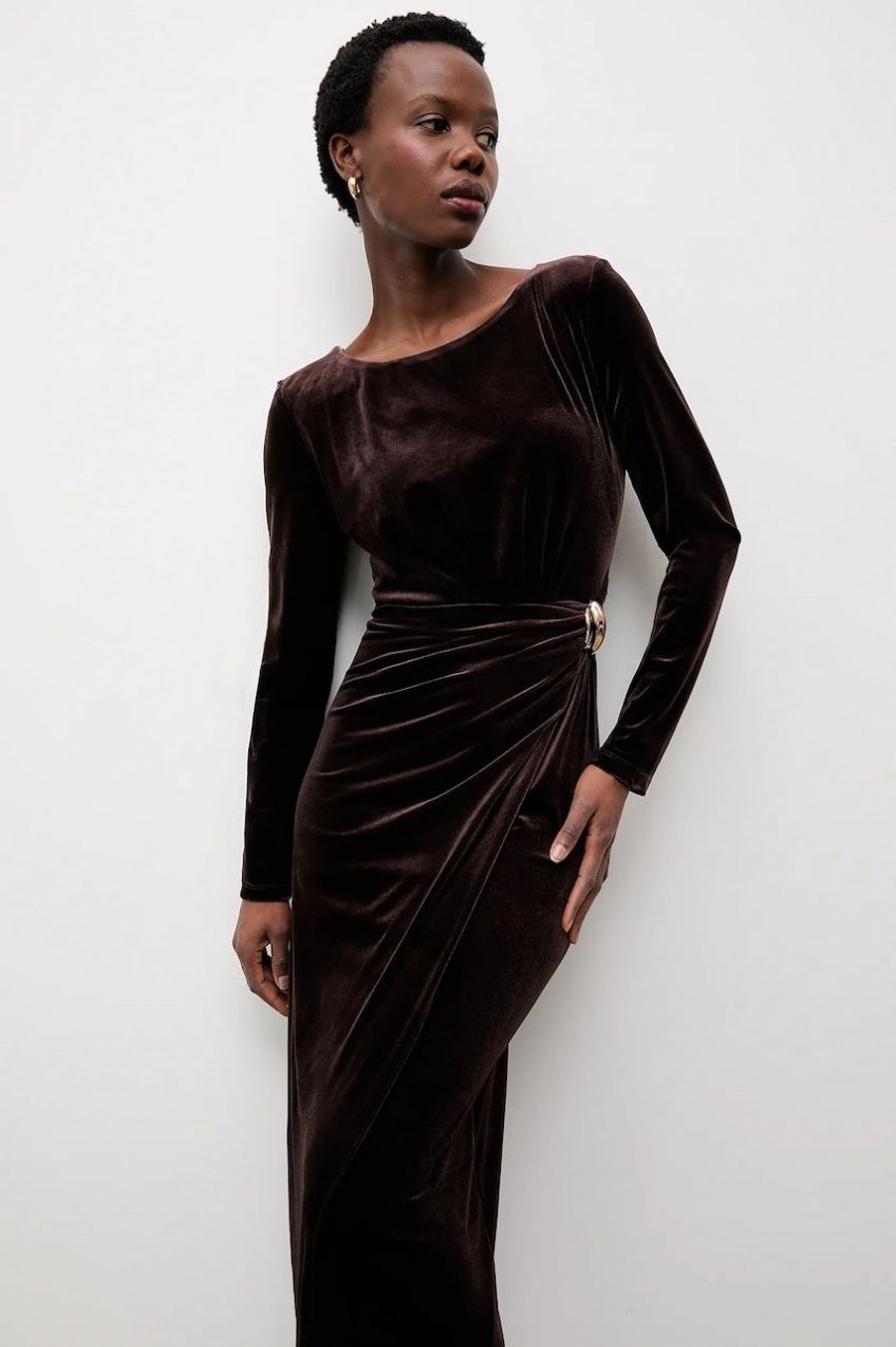 Zamatové šaty Answear.LAB hnedá farba, maxi, priliehavé