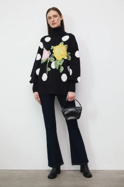 Sveter s prímesou vlny Medicine čierna farba, s rolákom