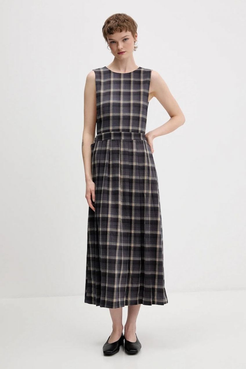 Šaty The Ragged Priest