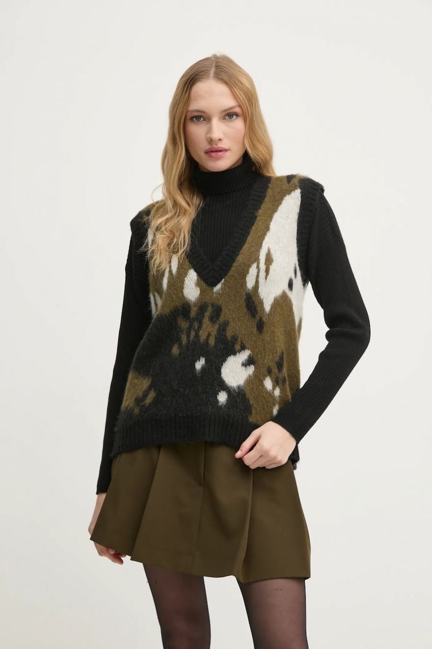 Vesta s prímesou vlny Sisley