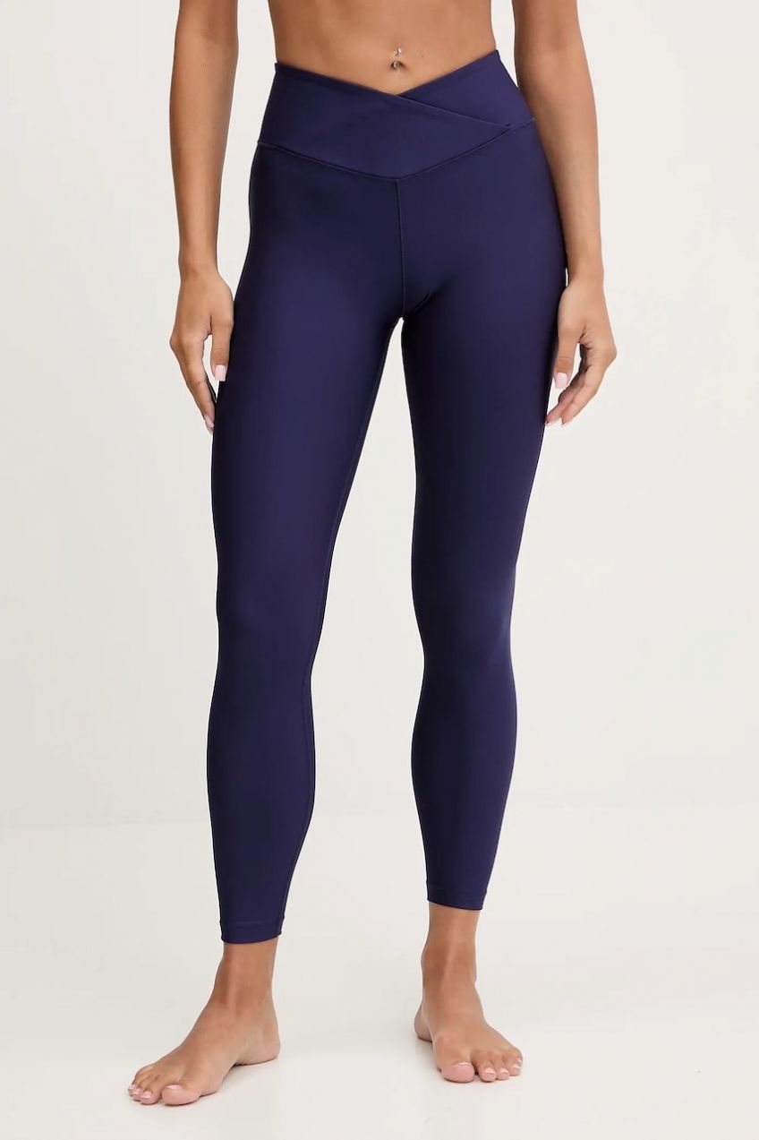 Legíny na jogu Casall