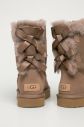 UGG - Semišové snehule Bailey galéria