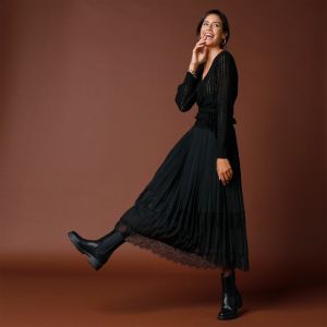 Blancheporte Polodlhá plisovaná sukňa s čipkovaným lemom 