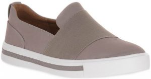 Nízke tenisky Clarks  MAUI STEP STONE