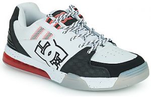 Nízke tenisky DC Shoes  VERSATILE LE