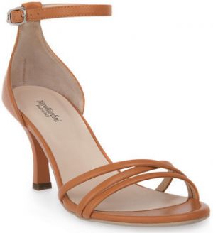 Sandále NeroGiardini  NERO GIARDINI  358 NAPPA PANDORA TERRA