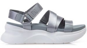 Sandále UGG  LA Shores Cobble