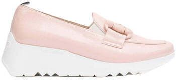 Slip-on Wonders  Dance