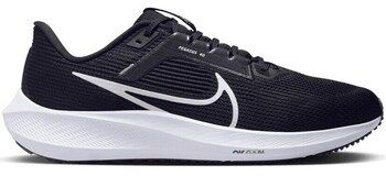 Bežecká a trailová obuv Nike  Pegasus 40