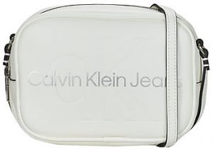 Tašky cez rameno Calvin Klein Jeans  SCULPTED CAMERA BAG18MONO