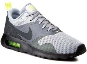 Módne tenisky Nike  705149