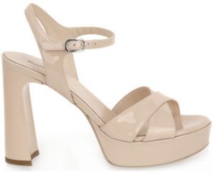 Sandále NeroGiardini  NERO GIARDINI 7220A THOS CONFETTO