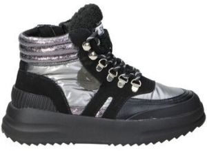 Čižmičky Chika 10  WALK 03